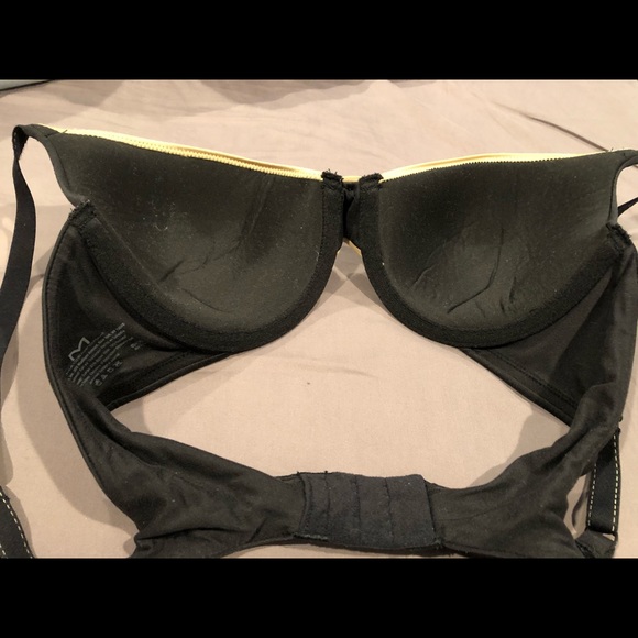 Maidenform lightly padded bra in black, 36C NWOT! - Picture 2 of 2